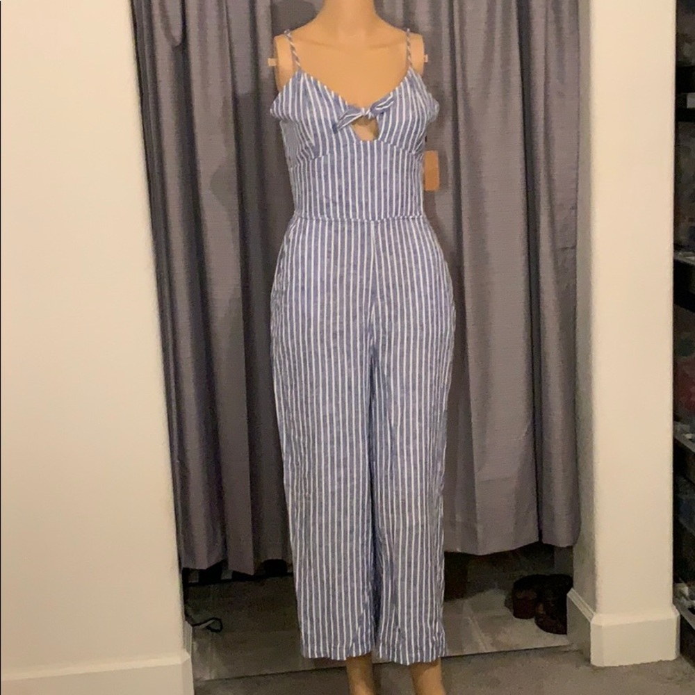 One piece tie front - Picture 1 of 8